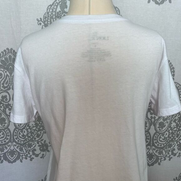 Disney Lion King Hakuna Matata Tag Less White Tee Size Small - Picture 7 of 8